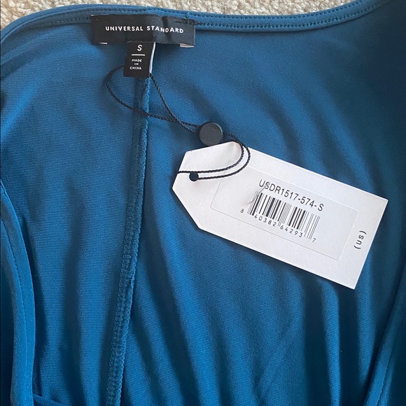 Universal standard brand size small NWT dress - Picture 6 of 9